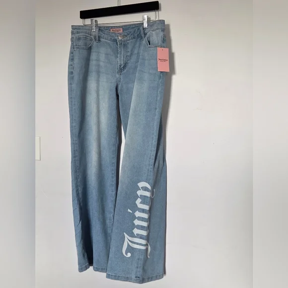 Juicy Couture Women's Light Blue Jeans - Picture 4 of 11